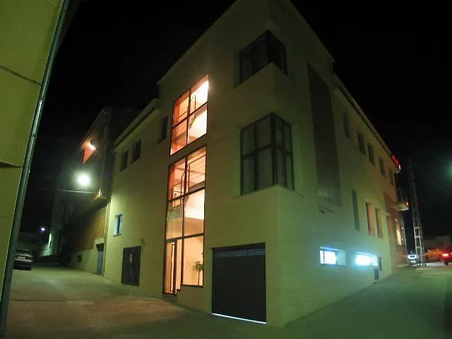 Konukevi Ciudad De Caparra 2*